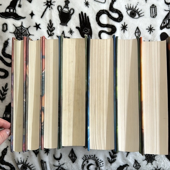 Harry Potter - full series - hard cover - great condition - Picture 3 of 3